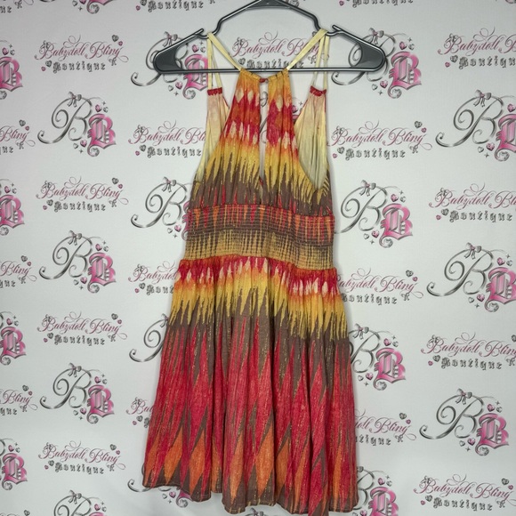 Free people dress Indian summer sunset π
shimmer gold orange yellow red - Picture 2 of 10